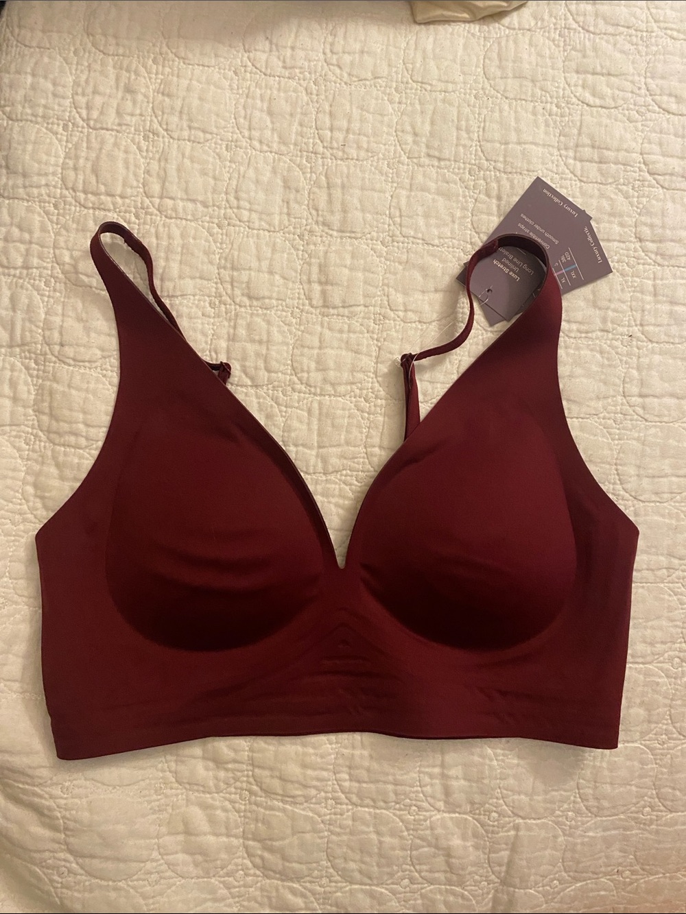 Auden Smooth Wireless Bra - Maroon